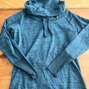 Fabletics workout pullover